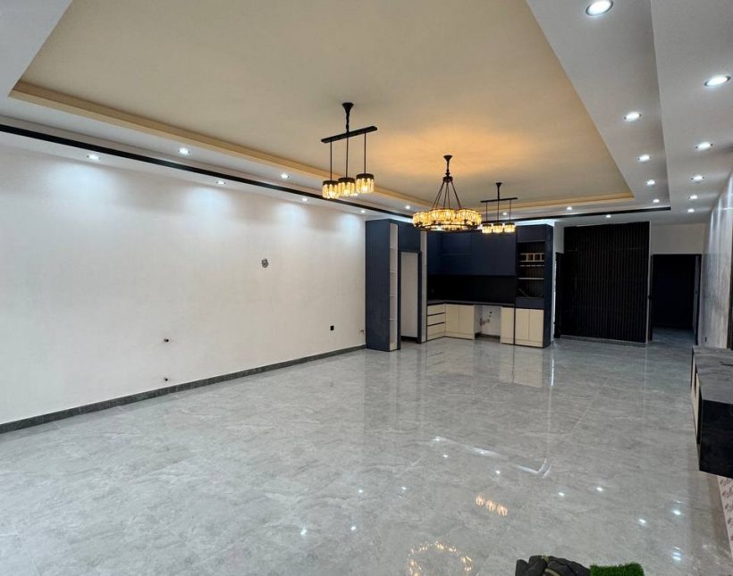 خرید ویلا فلت نما مدرن شهرکی با نگهبانی 24 ساعته | 200 متر