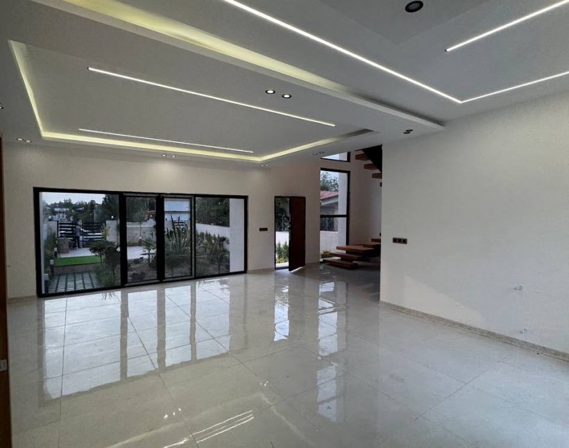 خرید ویلا دوبلکس نما مدرن 3 خواب سند تک برگ همراه با ویو فوق العاده | 300 متر