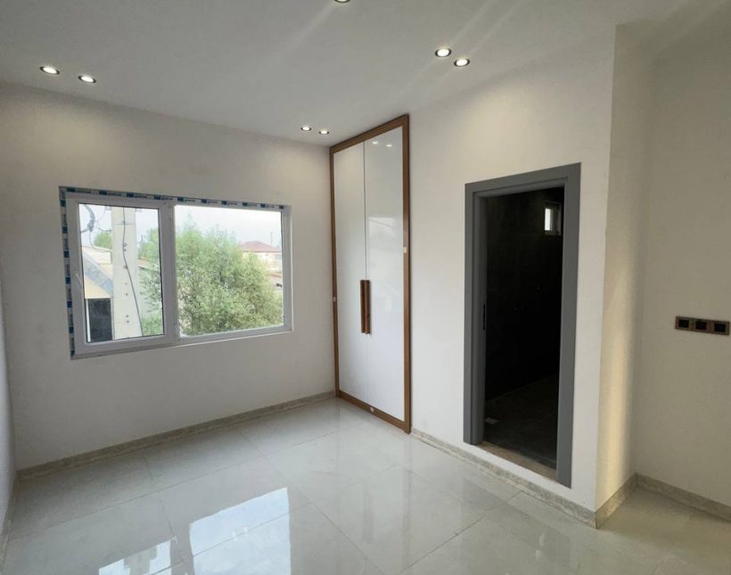 خرید ویلا دوبلکس نما مدرن 3 خواب سند تک برگ همراه با ویو فوق العاده | 300 متر