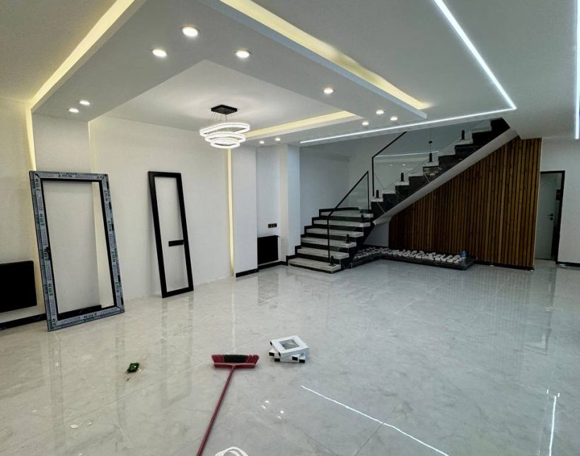 خرید ویلا دوبلکس استخردار روف ویو ابدی کوه و جنگل 550 متری | 350 متر