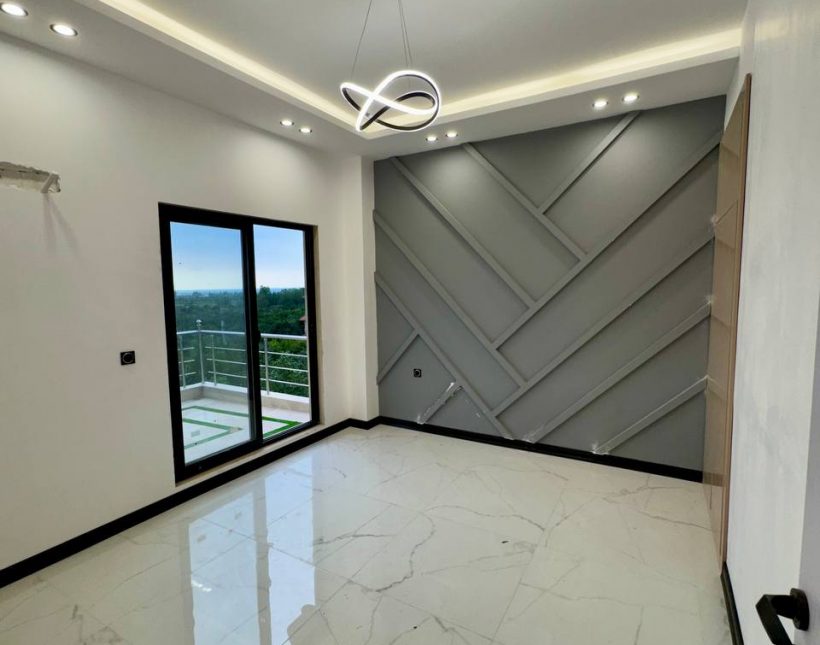 خرید ویلا تریبلکس استخردار روف ویو ابدی 700 متری | 500 متر