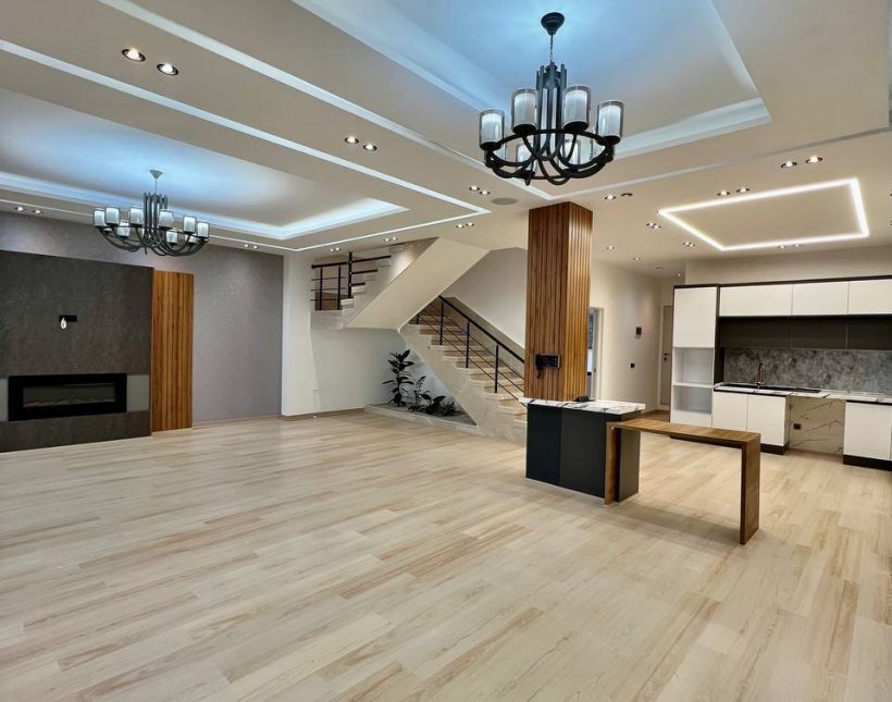 فروش ویلا دوبلکس 400 متری مدارک کامل سه کنتور وصل | 330 متر