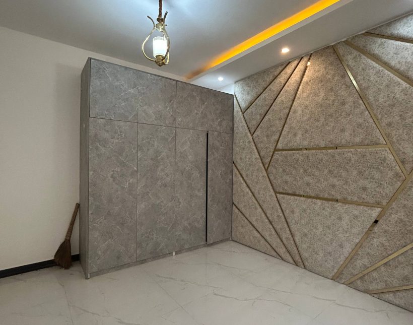 فروش ویلا سعادت آباد چمستان ۴خواب سند عرصه اعیان نما کلاسیک | ۳۴۰ متر