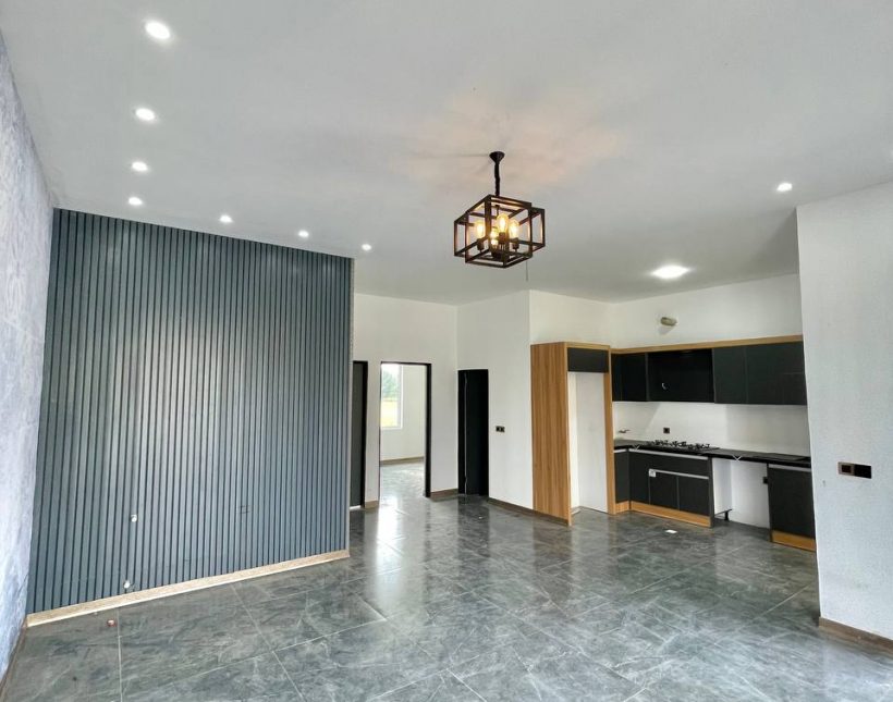 خرید ویلا ۲۳۰ متری آپادانا چمستان معاوضه با خودرو | ۲۳۰ متر