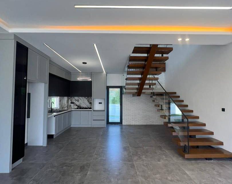 خرید ویلا سند دار مدارک کامل سه کنتور آب برق گاز وصل شهرکی | 420 متر