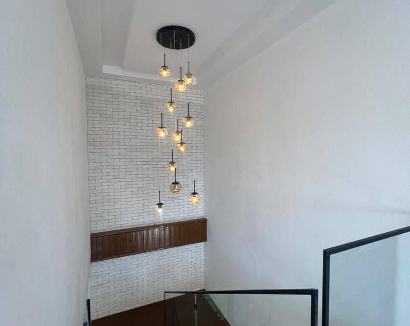 خرید ویلا سند دار مدارک کامل سه کنتور آب برق گاز وصل شهرکی | 420 متر