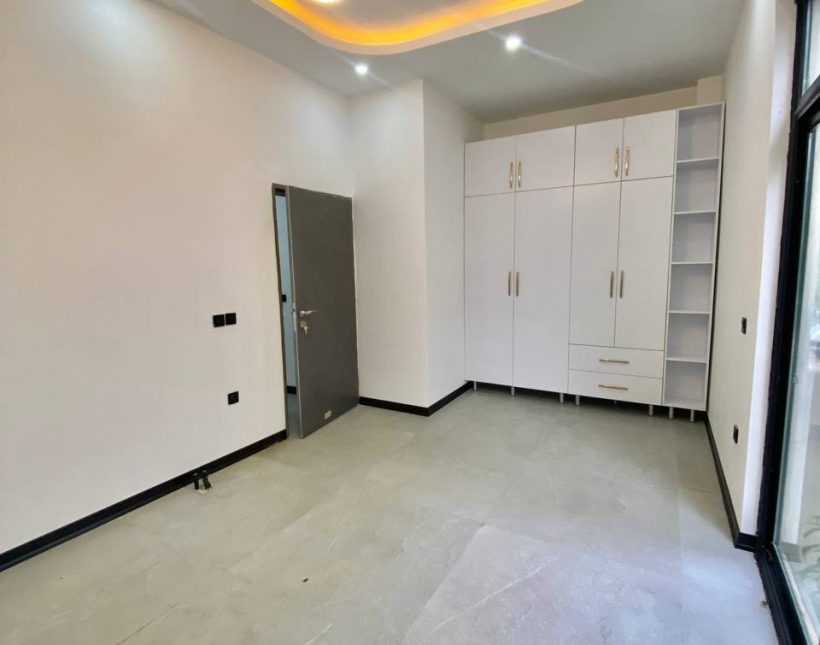 خرید ویلا ۳۰۰ متری چمستان سعادت آباد به قیمت جنگلی | ۳۰۰ متر