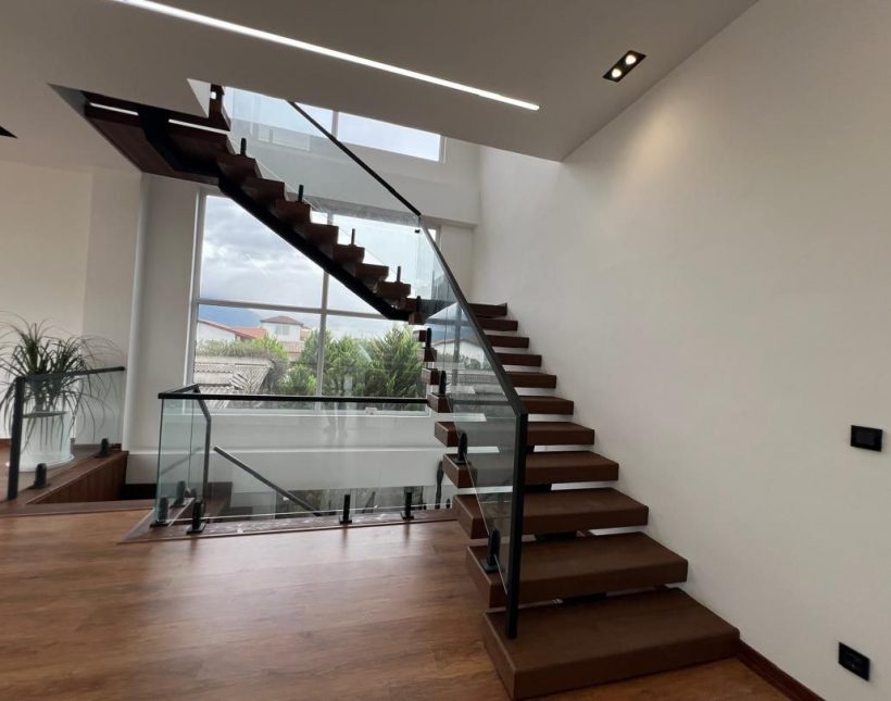 فروش ویلا 360متری منطقه برند چلندر نوشهر لوکیشن عالی با دسترسی راحت | 360 متر