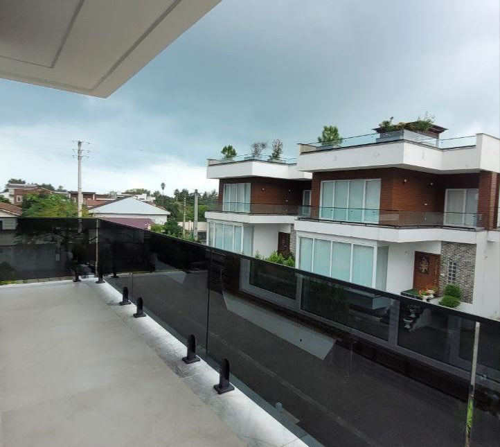 فروش ویلا دوبلکس مدرن 240 متری با ویو بکر منطقه ونوش نوشهر | 240 متر