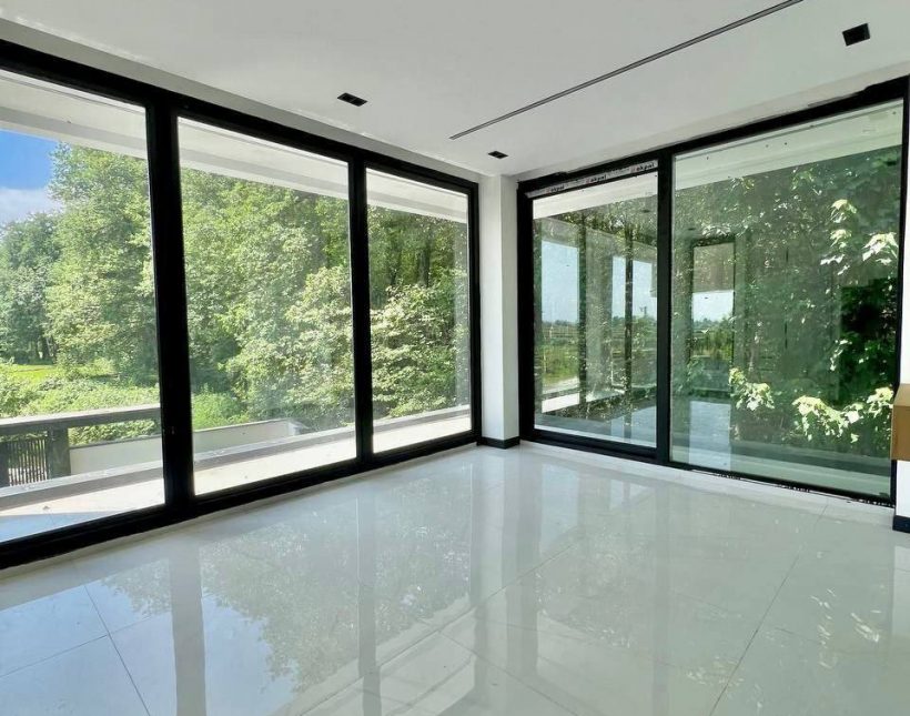 فروش ویلای تریبلکس ۳۵۰ متری استخر دار و مبله محدوده نور | ۳۵۰ متر