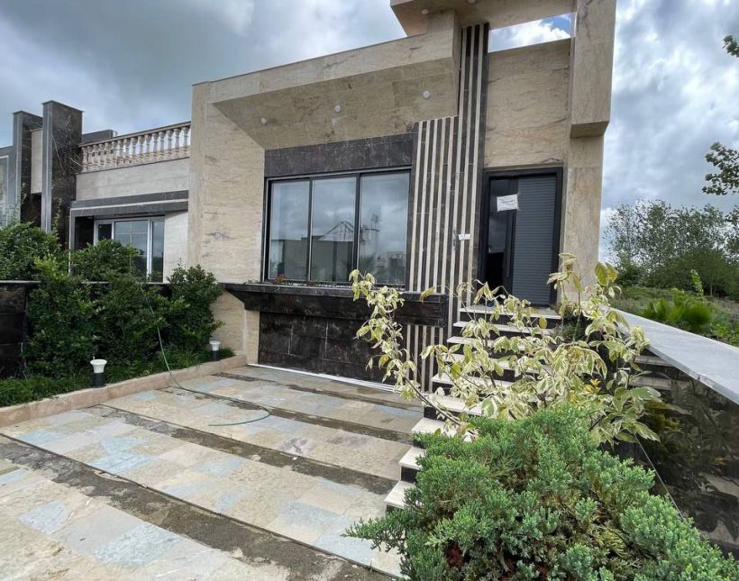 فروش ویلا مدرن و لاکچری جنگل ۱۰۰ متر بنا چمستان | 200 متر