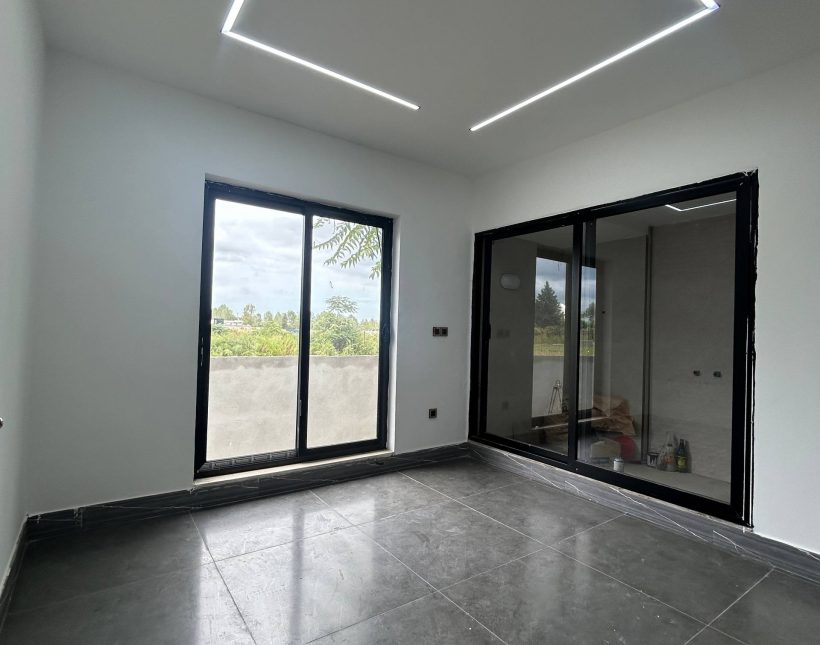 خرید ویلا مدرن استخردار شهرکی ۱۶۰ متر بنا آهو دشت | ۲۸۰ متر