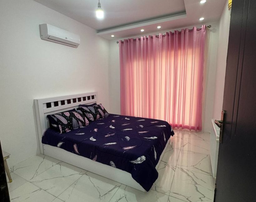 خرید ویلا استخردار با حیاط بزرگ دلباز سند تک برگ 700 متری | 700 متر