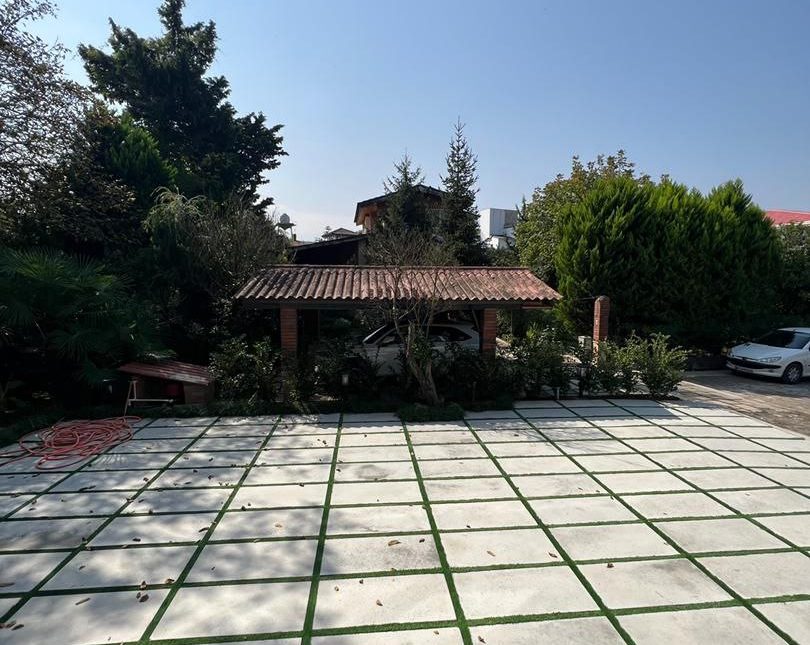 خرید ویلا مدرن استخردار 400 متری سند شش دانگ سیاهرود نوشهر | 370 متر