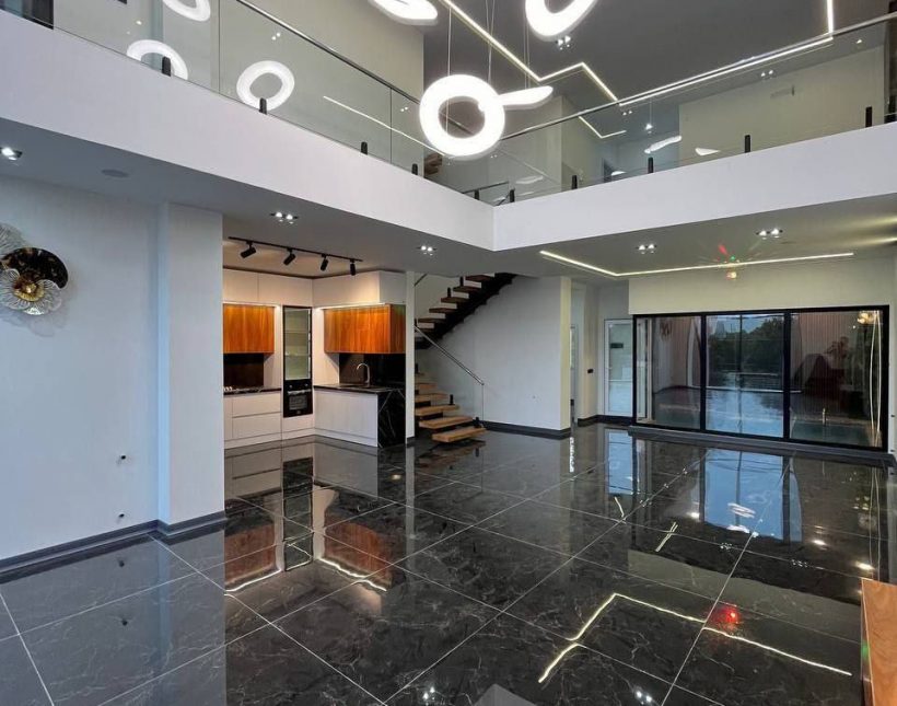 فروش ویلا مدرن و لاکچری استخر دار ۳۵۰ متر بنا چمستان | ۴۰۰ متر