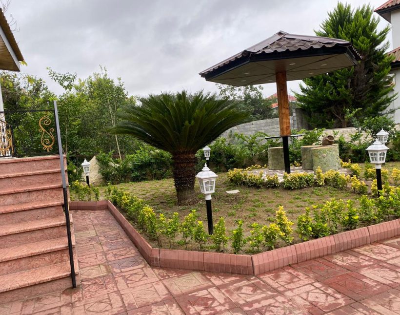 فروش ویلا نیم‌ پیلوت فرنیش شهرکی بازسازی‌شده در سیسنگان وازیوار | ۲۸۰ متر