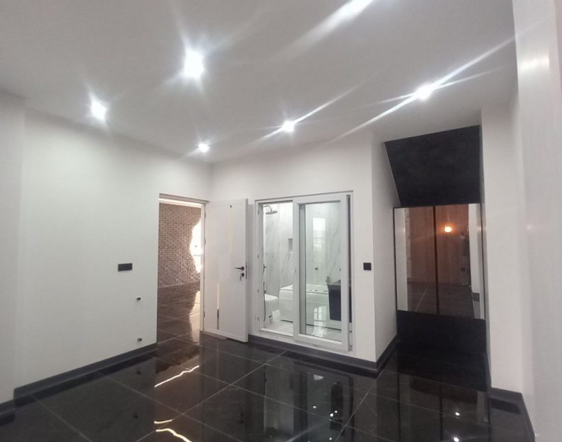 خرید ویلا تریپلکس لوکس با استخر سونا و جکوزی در آمل | ۳۰۰ متر