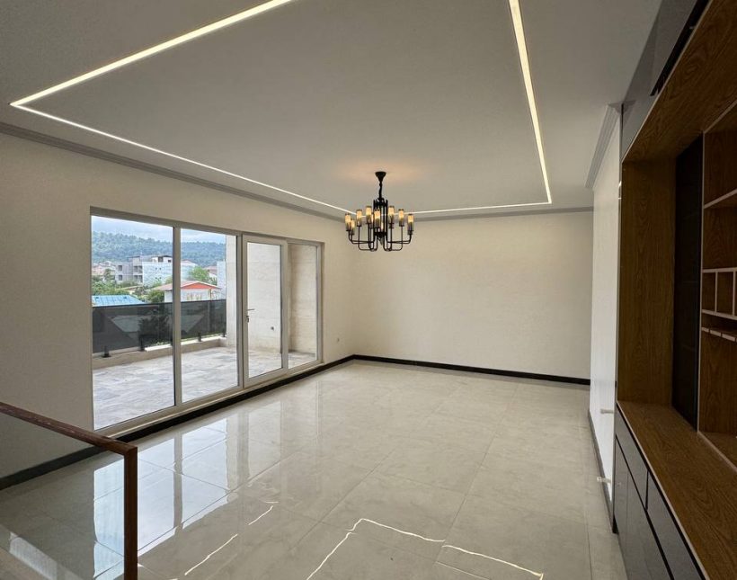 خرید ویلا استخردار چهار خواب ویو ابدی 450 متری امیرآباد چمستان | 300 متر