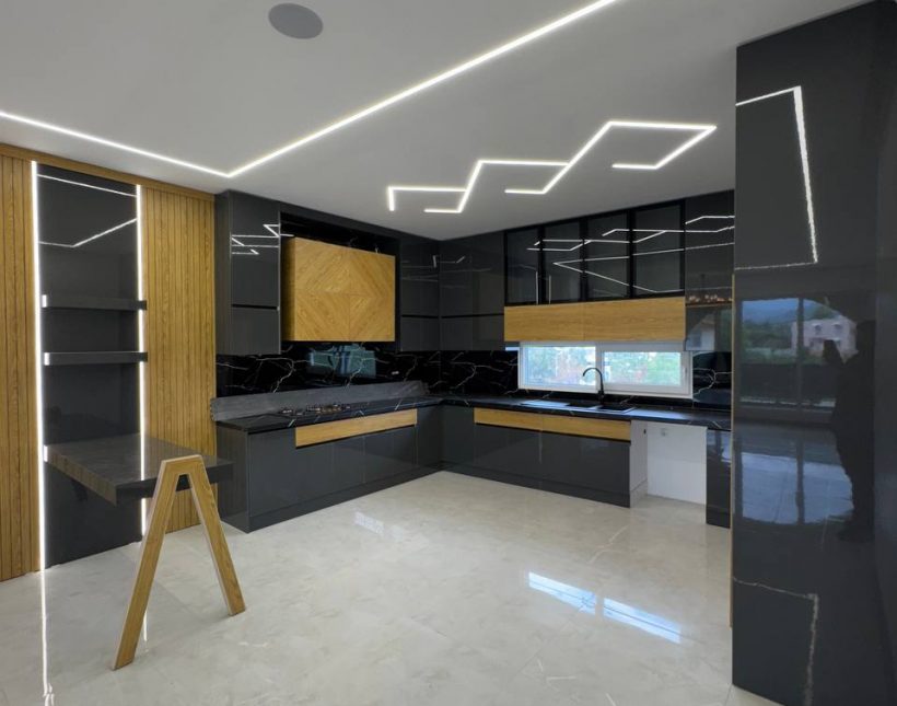 خرید ویلا استخردار چهار خواب ویو ابدی 450 متری امیرآباد چمستان | 300 متر