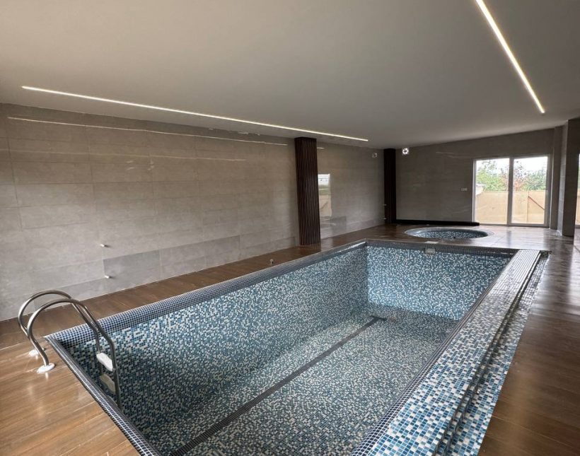 خرید ویلا استخردار چهار خواب ویو ابدی 450 متری امیرآباد چمستان | 300 متر