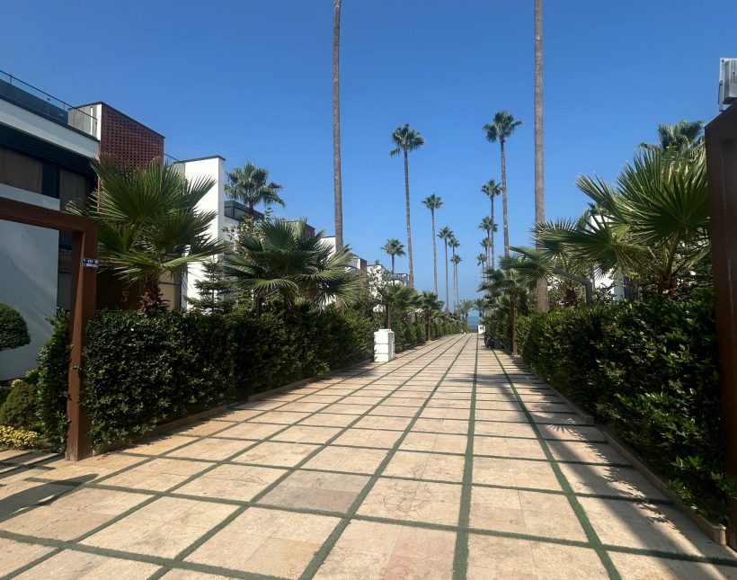 خرید ویلا ساحلی ۴۰۰ متری در نوشهر | ۴۰۰ متر