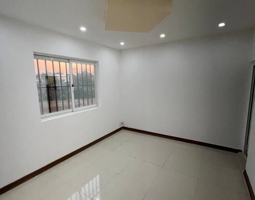 خرید ویلا نیم پیلوت سند تک برگ و شهرکی چمستان | ۲۶۰ متر