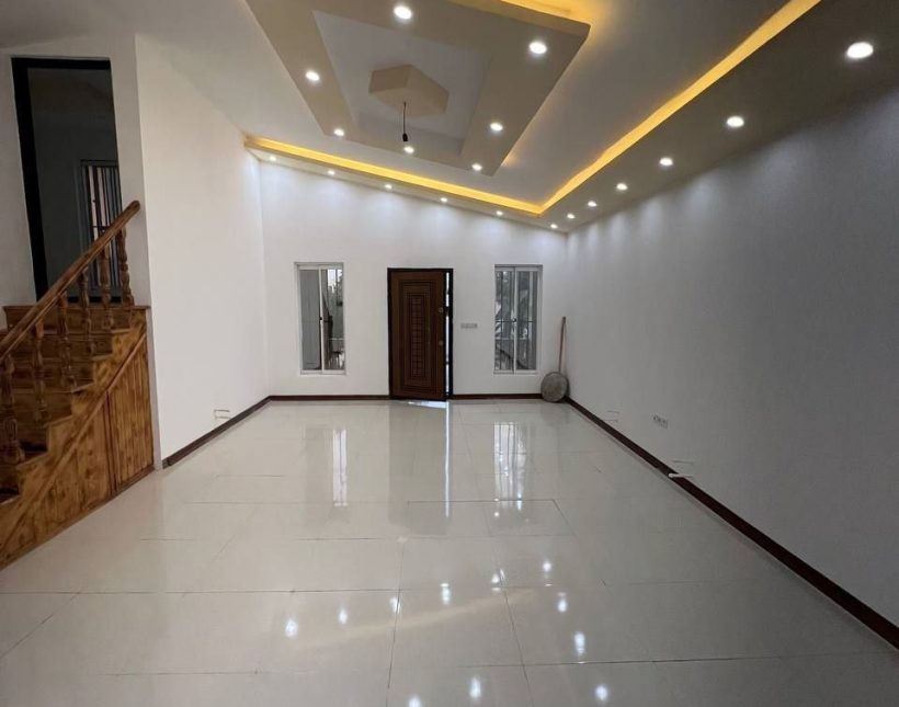 خرید ویلا نیم پیلوت سند تک برگ و شهرکی چمستان | ۲۶۰ متر