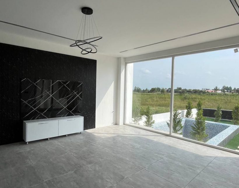 فروش ویلا دوبلکس سند دار و استخر دار نور | ۳۰۰ متر