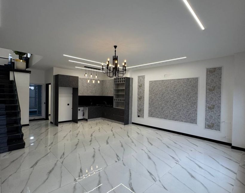 فروش ویلا مدرن و لاکچری استخر دار ۲۸۰ متر بنا امیر آباد | 250 متر