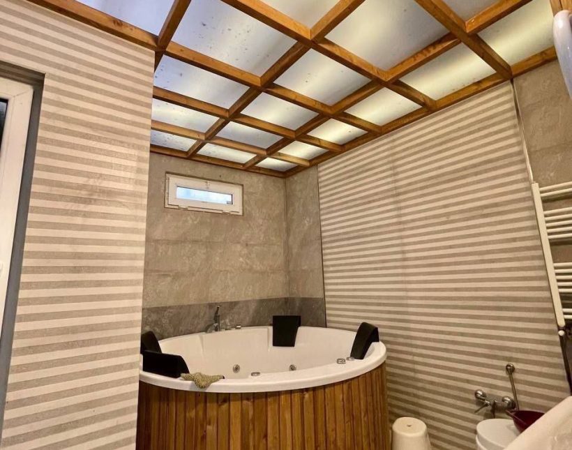 خرید ویلا جکوزی داخلی ومبله در عباسکلا چمستان | ۲۶۰ متر