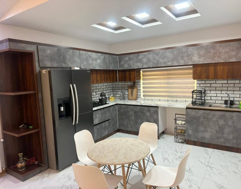 خرید ویلا ۳۰۰ متری شهرکی در جاده دریا چمستان | ۳۰۰ متر