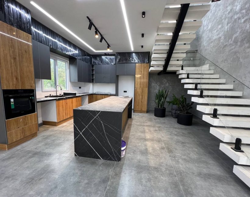 فروش ویلا نما مدرن 380 متری سند شش دانگ سیسنگان نوشهر | 320 متر