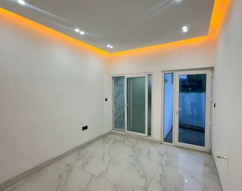 خرید ویلای ۲۳۰ متری سند دار الیمالات نور | ۲۳۰ متر