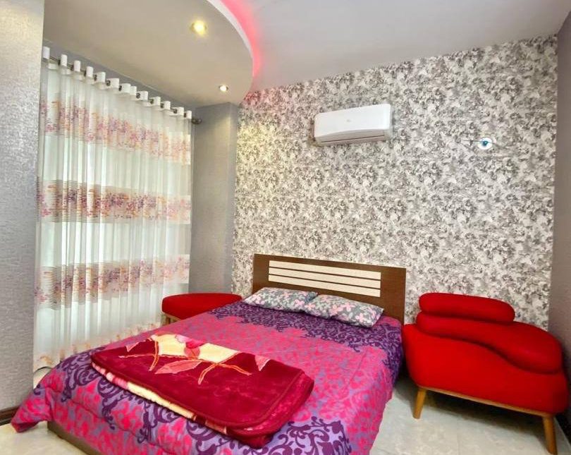 فروش ویلا باغ ۵۵۰ متری سند دار همصفای نور | ۵۵۰ متر