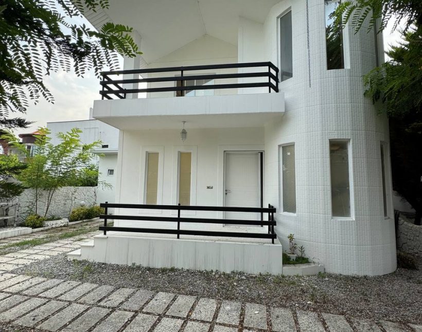 خرید ویلا دوبلکس سه خواب سند تک برگ 220 متری الیمالات نور | 220 متر