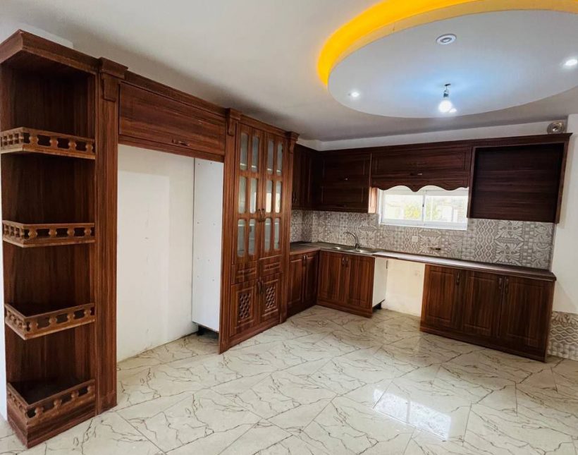 خرید ویلا شیک و کلاسیک شهرکی ۲۰۰ متر بنا محمود آباد | ۲۲۰ متر