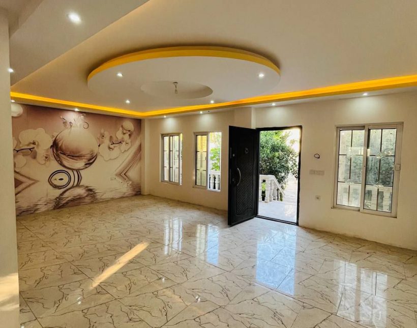 خرید ویلا شیک و کلاسیک شهرکی ۲۰۰ متر بنا محمود آباد | ۲۲۰ متر