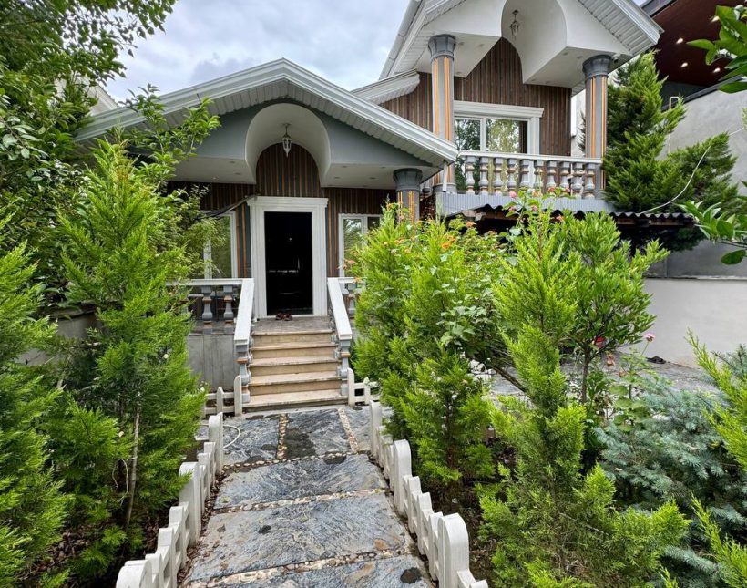 فرش ویلای ۲۸۰متری مبله نعمت آباد نور جنگلی | ۲۸۰ متر