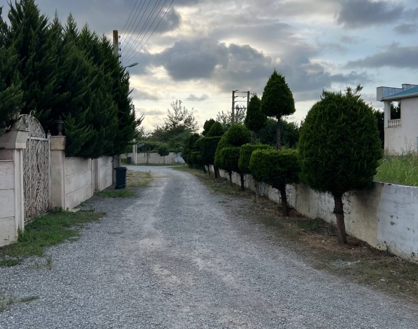 فروش ویلا مدرن و لاکچری شهرکی ۲۶۰ متر بنا امیر آباد | ۳۲۰ متر