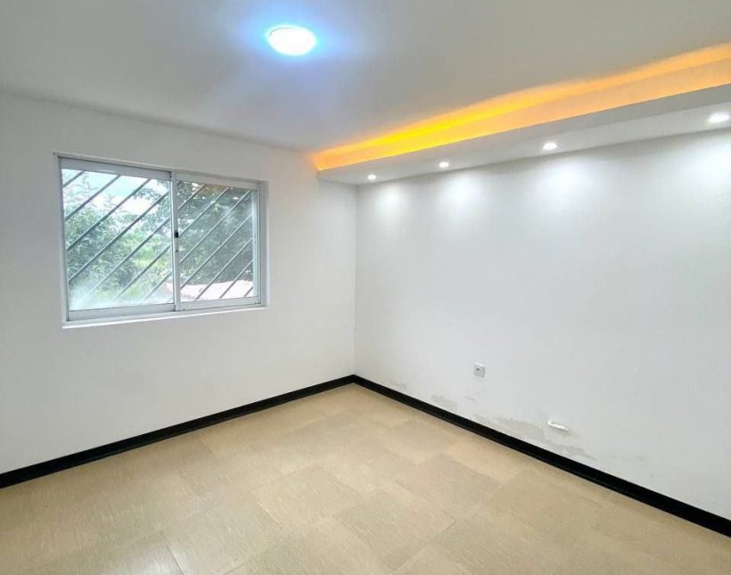 خرید ویلا 300 متری منطقه برند آهودشت چمستان | 300 متر