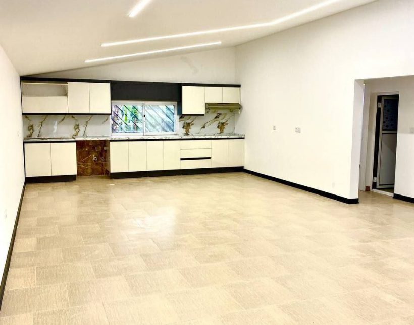 خرید ویلا 300 متری منطقه برند آهودشت چمستان | 300 متر