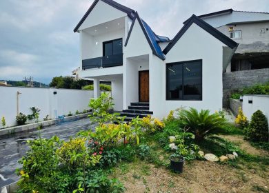 خرید ویلا نما انگلیسی ۲۲۰ متری مبله در نعمت آباد چمستان | ۲۲۰ متر