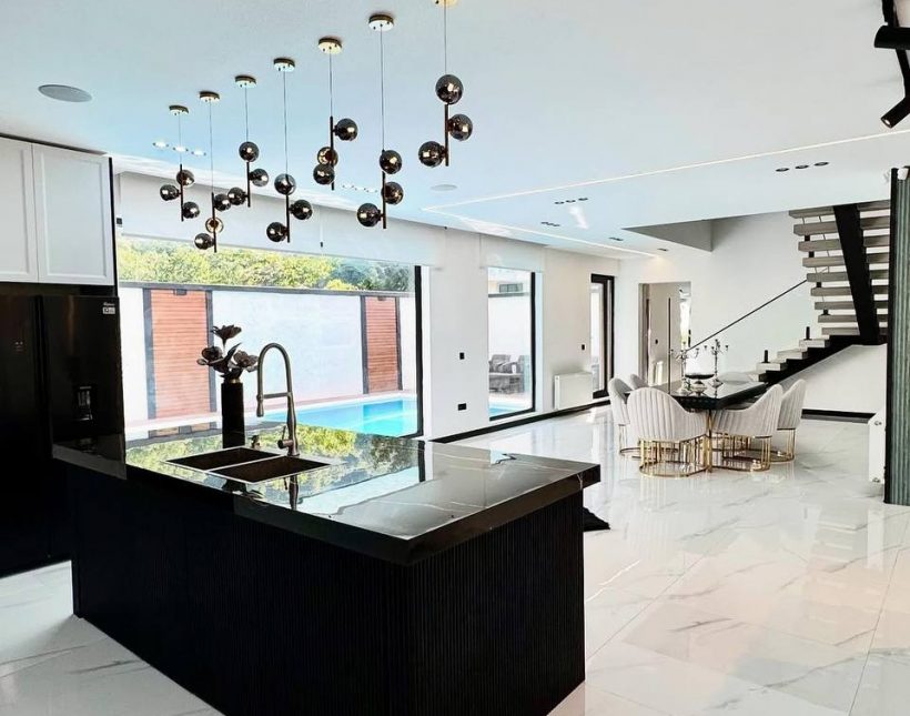 فروش ویلا تریبلکس لوکس در چلک نوشهر فول فرنیش | 550 متر