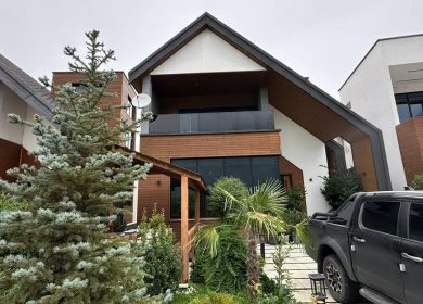 فروش ویلا دوبلکس فول فرنیش در دهکده کتی نوشهر ۴ خواب مستر | 450 متر