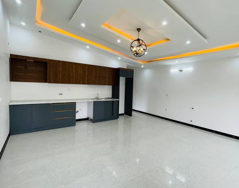 خرید ویلا ۱۸۰ متری شهرکی در بلویج چمستان | ۱۸۰ متر