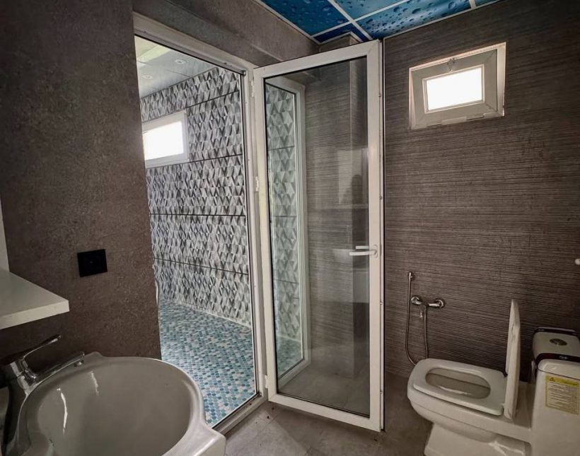 خرید ویلای دوبلکس مدرن با روف‌گاردن و استخر ۴ فصل | 300 متر