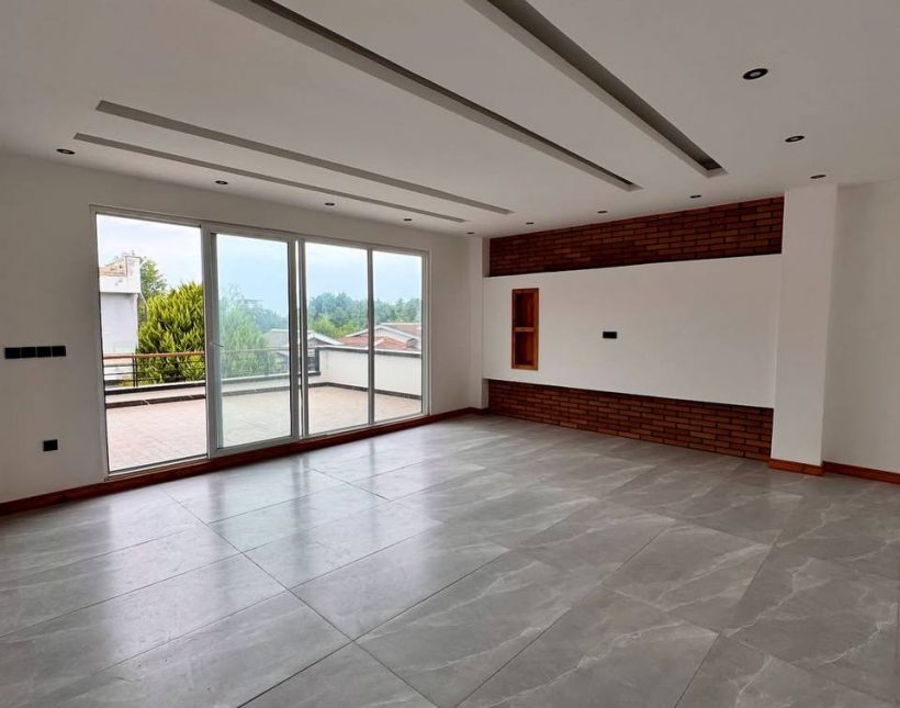 خرید ویلای دوبلکس مدرن با روف‌گاردن و استخر ۴ فصل | 300 متر