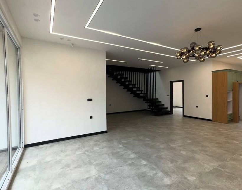 خرید ویلای دوبلکس مدرن با استخر دهکده کتی نوشهر | 350 متر