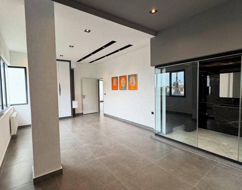 خرید ویلای دوبلکس مدرن با استخر داخلی نخ شمال نوشهر | 250 متر