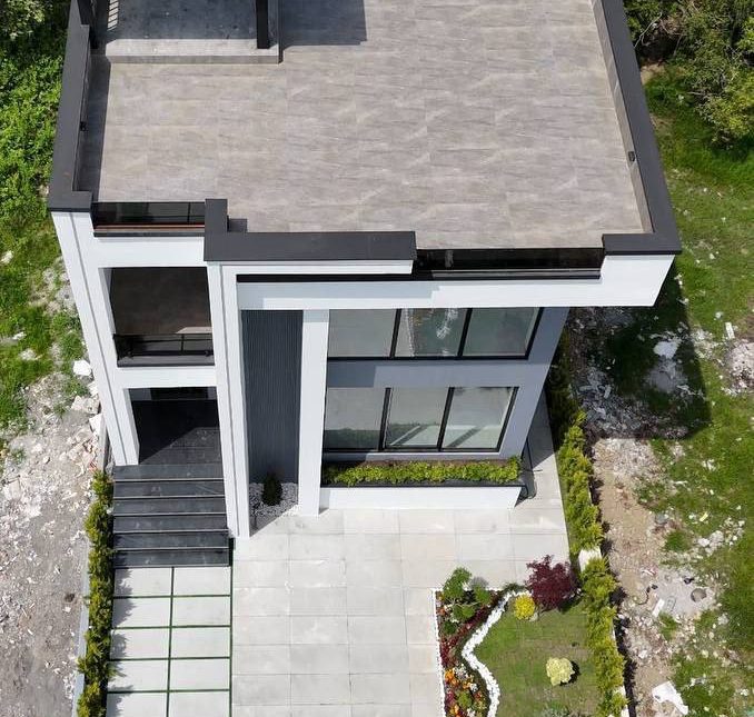 خرید ویلای دوبلکس مدرن با استخر داخلی منطقه آزاد نوشهر سیسنگان | 350 متر